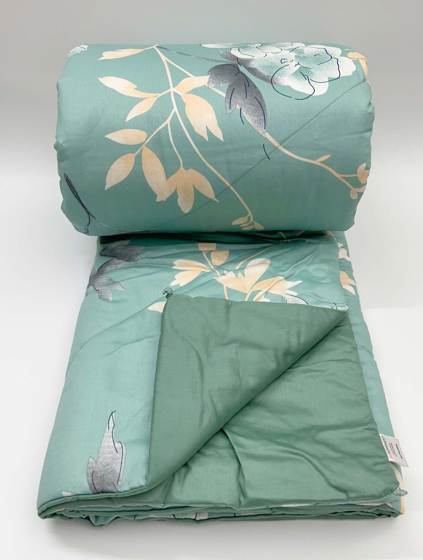 Blossoms - Comforter With Two Pillow Covers