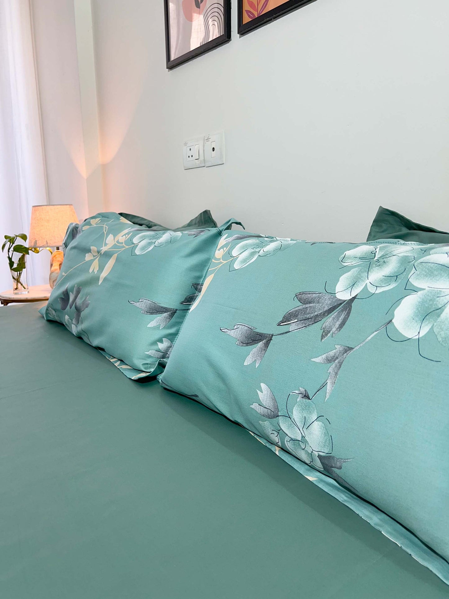 Blossoms - Bedding 6 PC Set - Bedsheet | Comforter